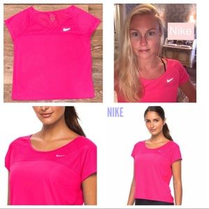 🆕 Nike Dri-FIT Crop Running Top / Hyper Pink / XS